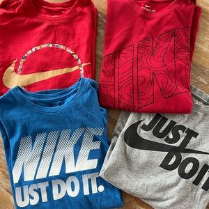 Set of 4 Nike Size Medium Shirts